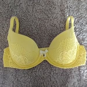 32C VS Body by Victoria Lined Demi